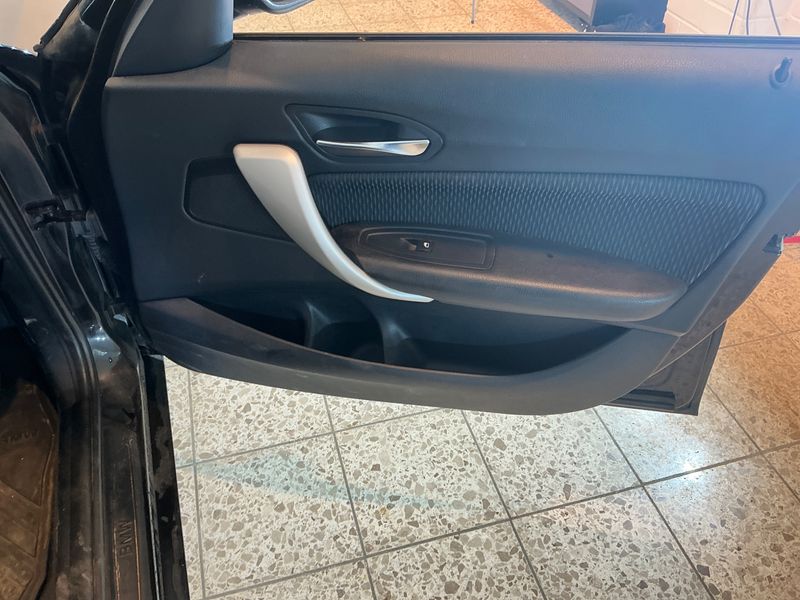 BMW 1er 116i 2014 – снимка 31