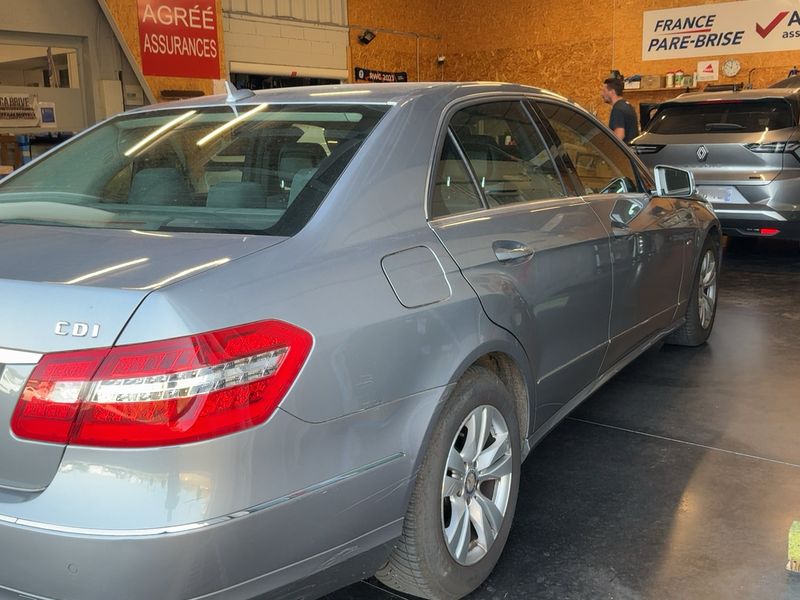 Mercedes-Benz E-Klasse E 220 CDI BlueEfficiency Avantgarde 2009 – снимка 6