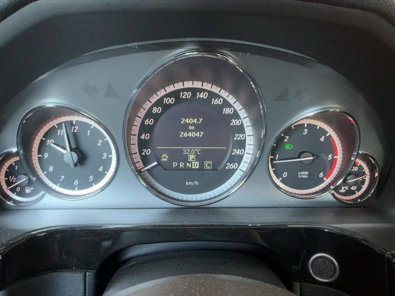 Mercedes-Benz E-Klasse E 220 CDI BlueEfficiency Avantgarde 2009 – снимка 13