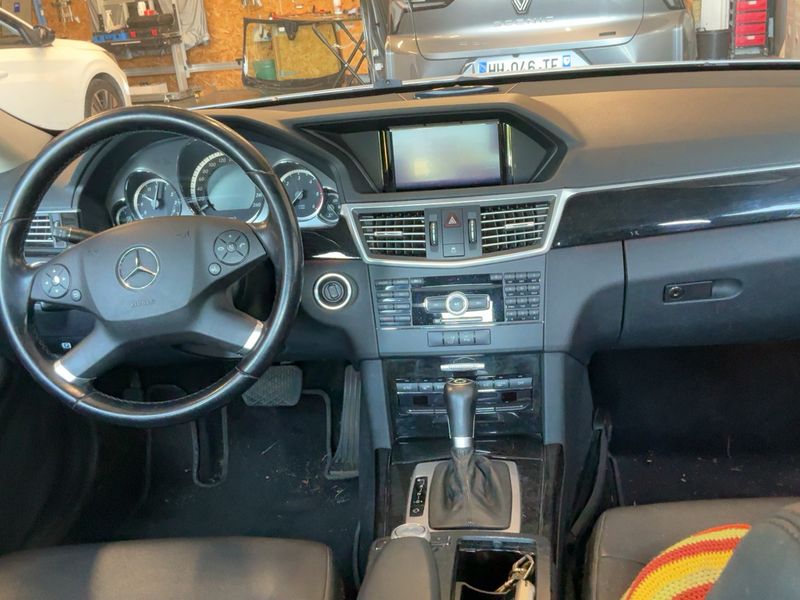 Mercedes-Benz E-Klasse E 220 CDI BlueEfficiency Avantgarde 2009 – снимка 12