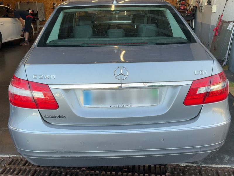 Mercedes-Benz E-Klasse E 220 CDI BlueEfficiency Avantgarde 2009 – снимка 5