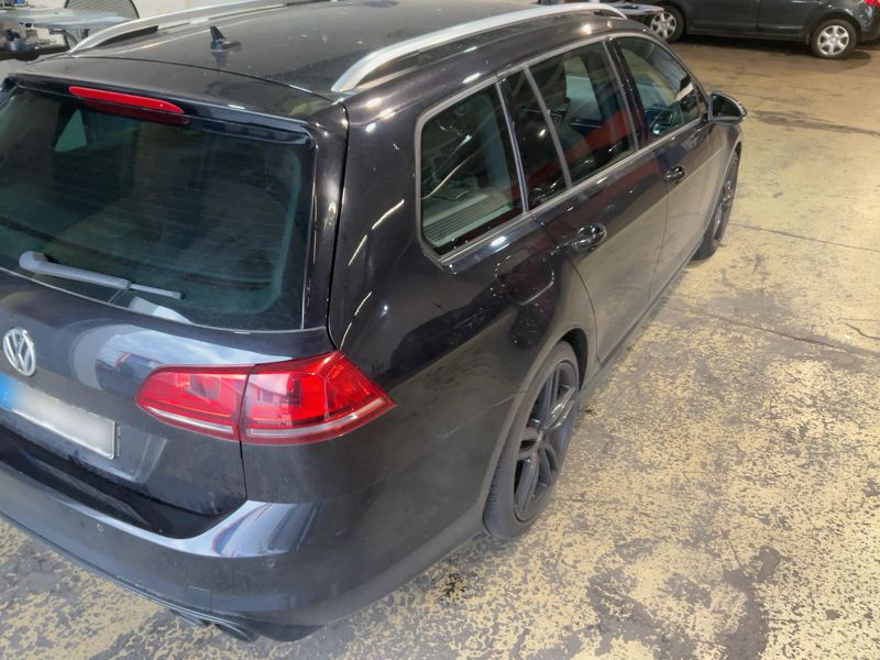 Volkswagen Golf VII 2.0 TSI R 4Motion BlueMotion Tech 2016 – снимка 8