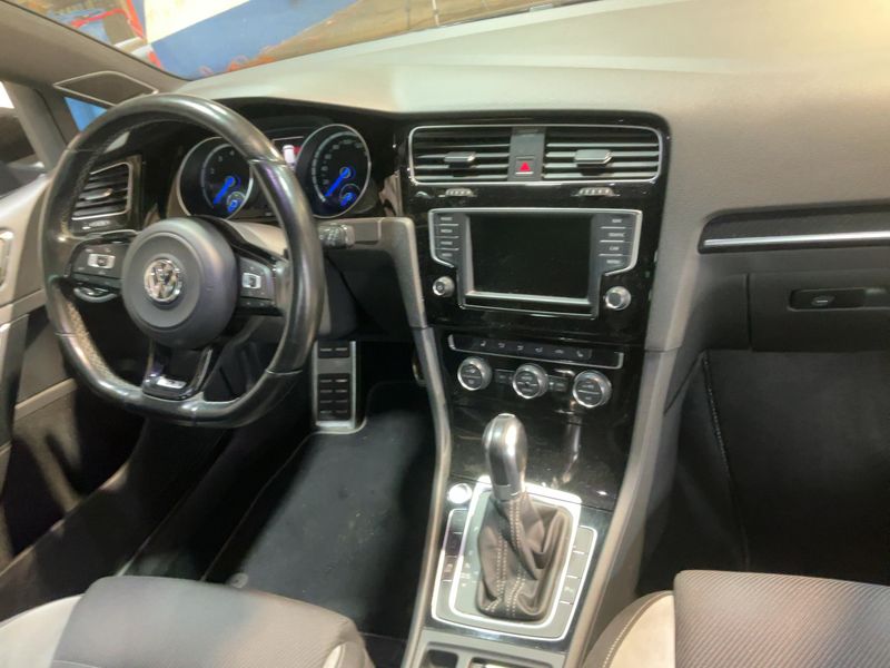 Volkswagen Golf VII 2.0 TSI R 4Motion BlueMotion Tech 2016 – снимка 17