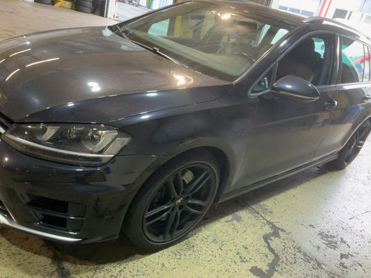 Volkswagen Golf VII 2.0 TSI R 4Motion BlueMotion Tech 2016 – снимка 2
