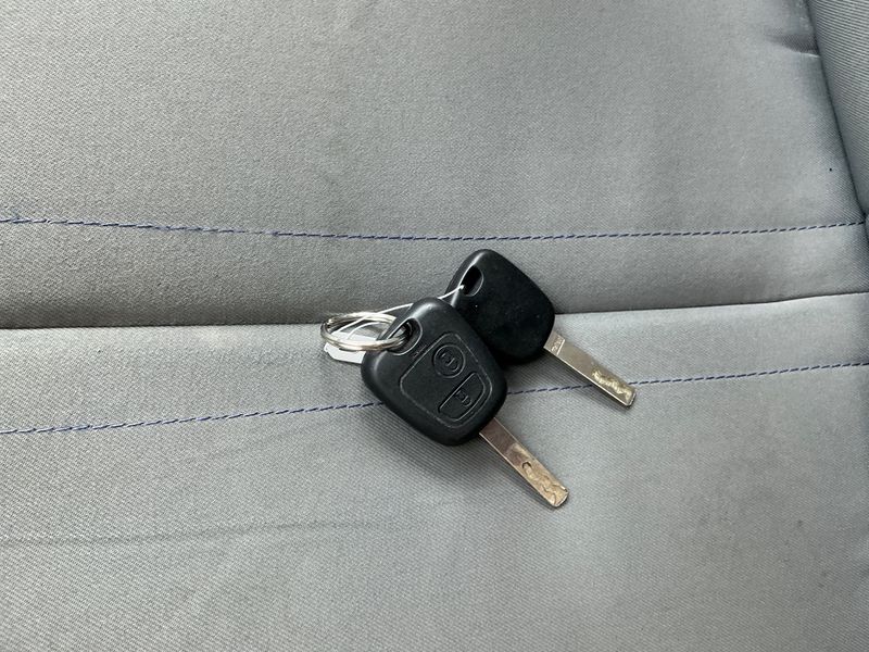 Citroen C1 1.0 Style 2011 – снимка на щета