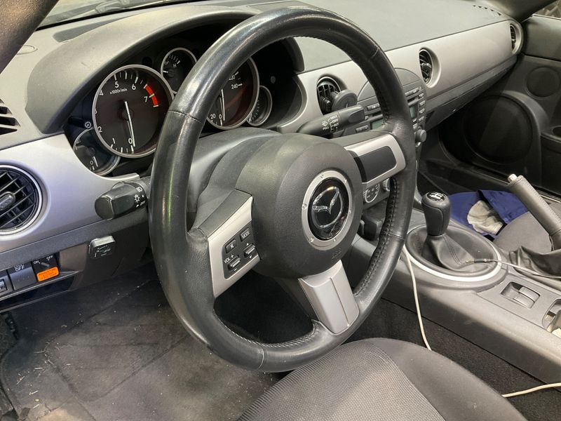 Mazda MX-5 1.8 Center-Line 2010 – снимка 28