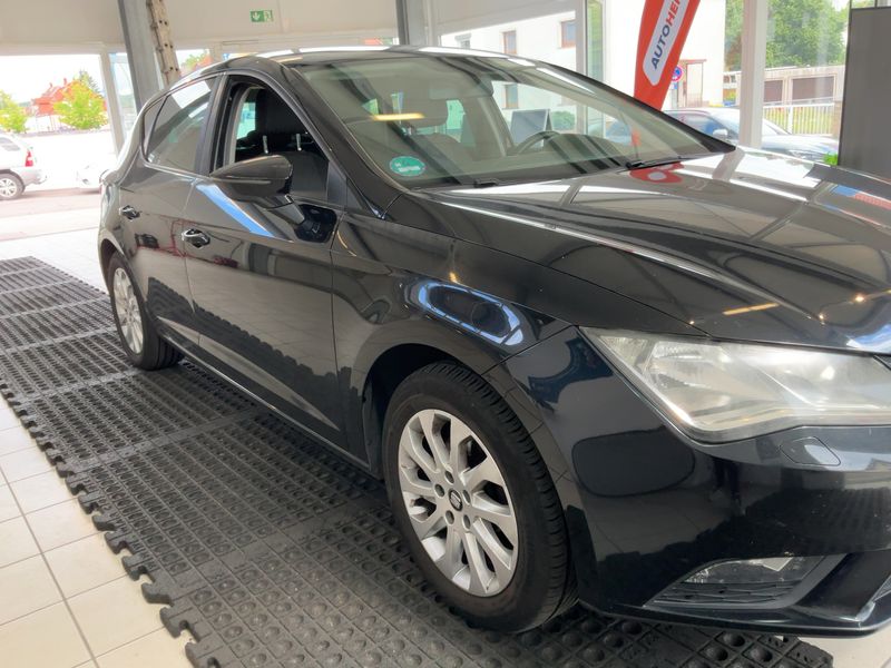 Seat Leon 1.6 TDI Style 2013 – снимка 12
