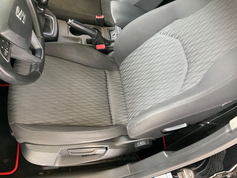Seat Leon 1.6 TDI Style 2013 – снимка 35