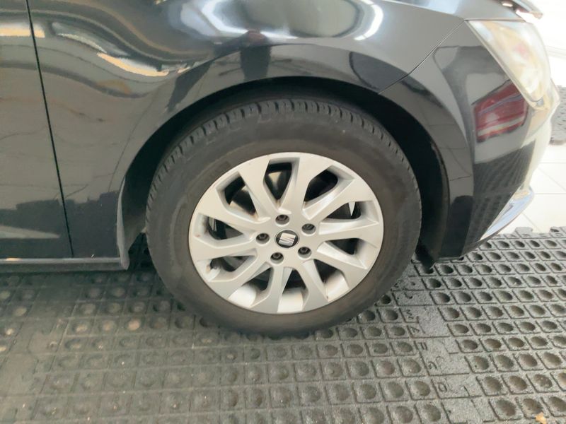 Seat Leon 1.6 TDI Style 2013 – снимка 11