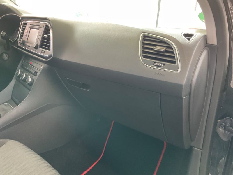 Seat Leon 1.6 TDI Style 2013 – снимка 26