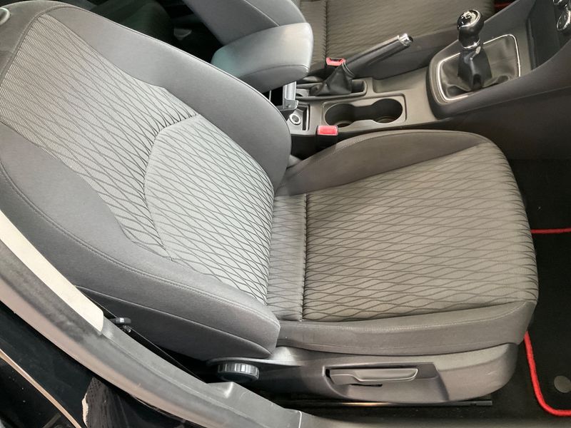 Seat Leon 1.6 TDI Style 2013 – снимка 32