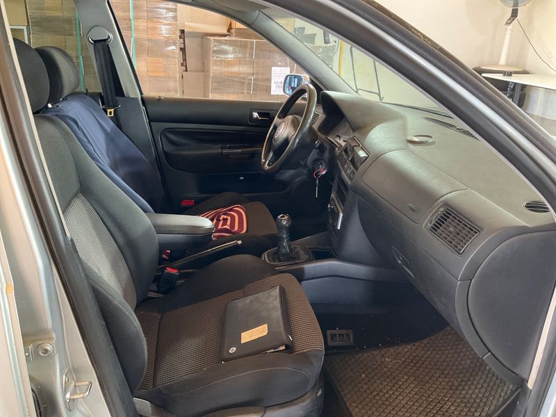 Volkswagen Golf IV 1.9 TDI Highline 2000 – снимка 3