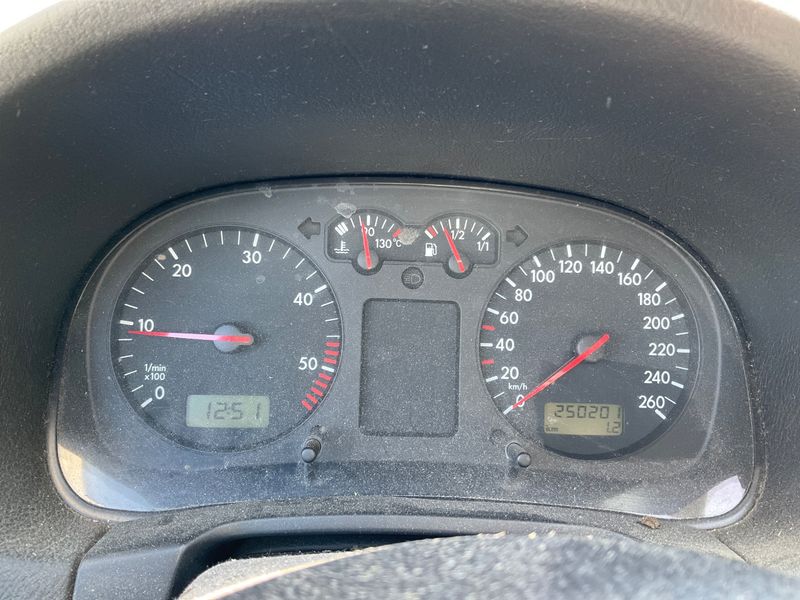 Volkswagen Golf IV 1.9 TDI Highline 2000 – снимка 4