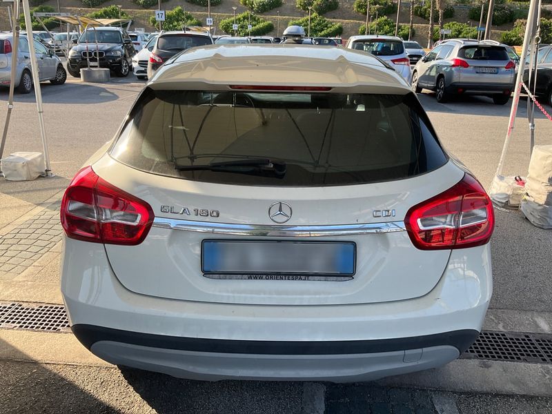 Mercedes-Benz GLA-Klasse GLA 180 d Executive 2015 – снимка 7