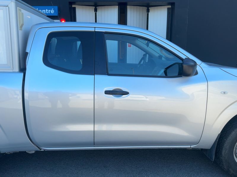 Nissan NP300 Pick-up 2.3 dCi Visia King Cab 4x4 2018 – снимка 10