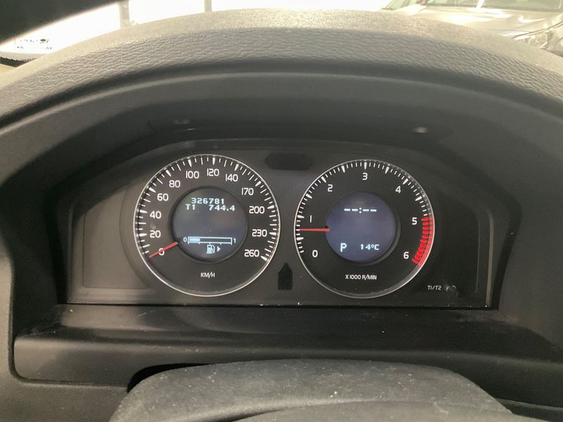 Volvo V70 2.4 D Momentum 2008 – снимка 4