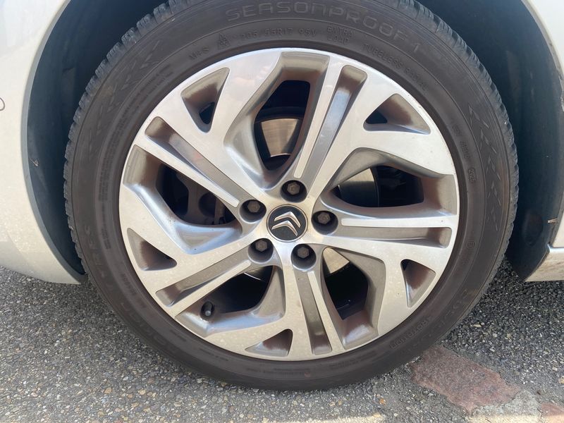 Citroen C4 Picasso 1.6 e-HDi Exclusive 2014 – снимка 3