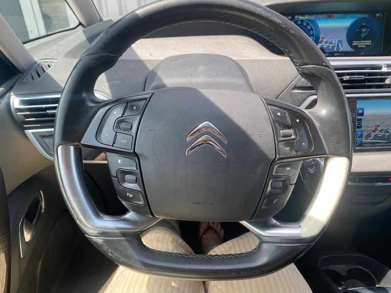 Citroen C4 Picasso 1.6 e-HDi Exclusive 2014 – снимка 23