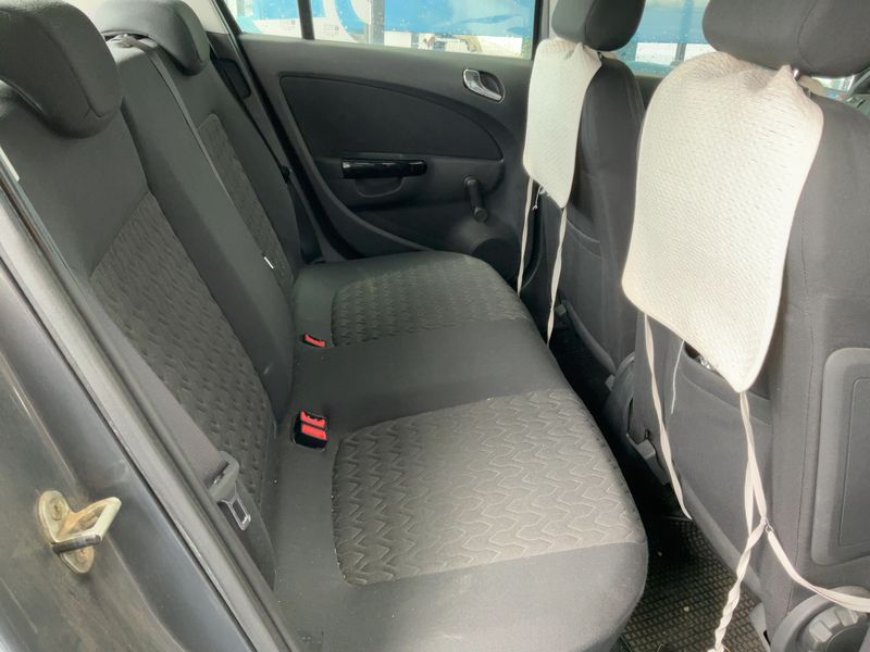 Opel Corsa 1.2 Edition 2013 – снимка 19