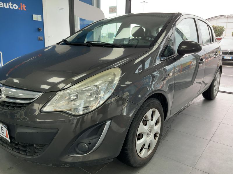 Opel Corsa 1.2 Edition 2013 – снимка 2