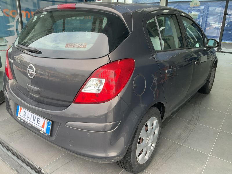 Opel Corsa 1.2 Edition 2013 – снимка 8