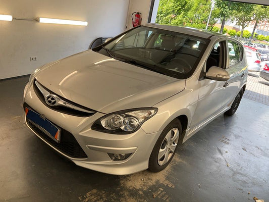 Hyundai i30 1.4 Classic 2012 – снимка 1