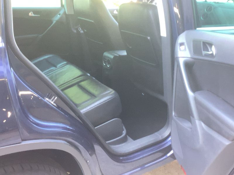 Volkswagen Tiguan 1.4 TSI Team BlueMotion Tech 2011 – снимка 19