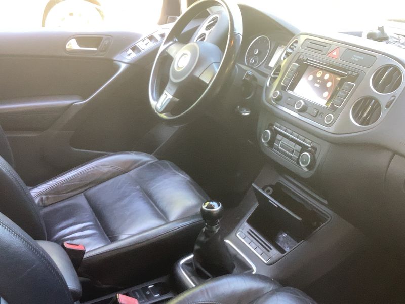 Volkswagen Tiguan 1.4 TSI Team BlueMotion Tech 2011 – снимка 17