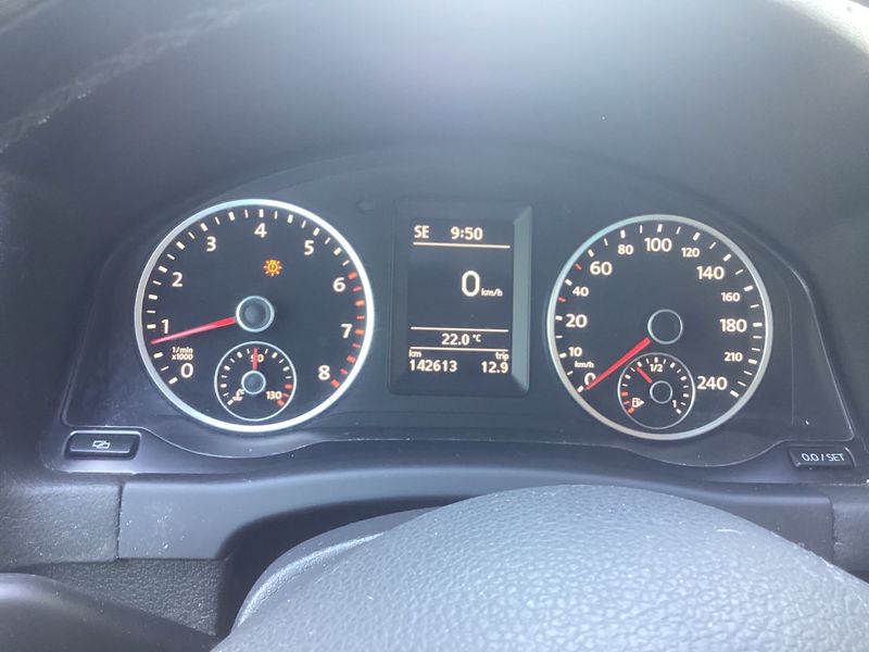 Volkswagen Tiguan 1.4 TSI Team BlueMotion Tech 2011 – снимка 18