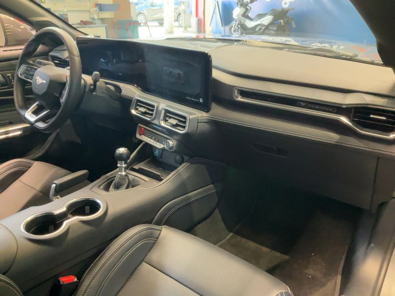 Ford Mustang 5.0 Ti-VCT V8 GT Fastback 2025 – снимка 17