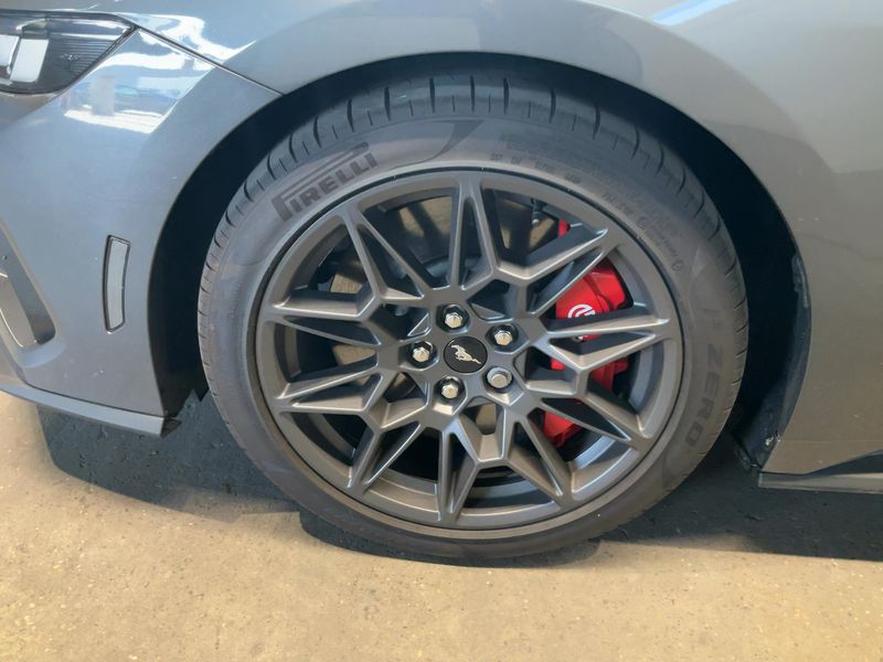 Ford Mustang 5.0 Ti-VCT V8 GT Fastback 2025 – снимка 3