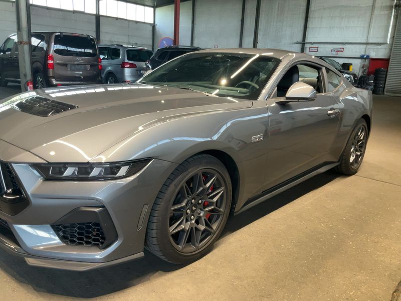 Ford Mustang 5.0 Ti-VCT V8 GT Fastback 2025 – снимка 2