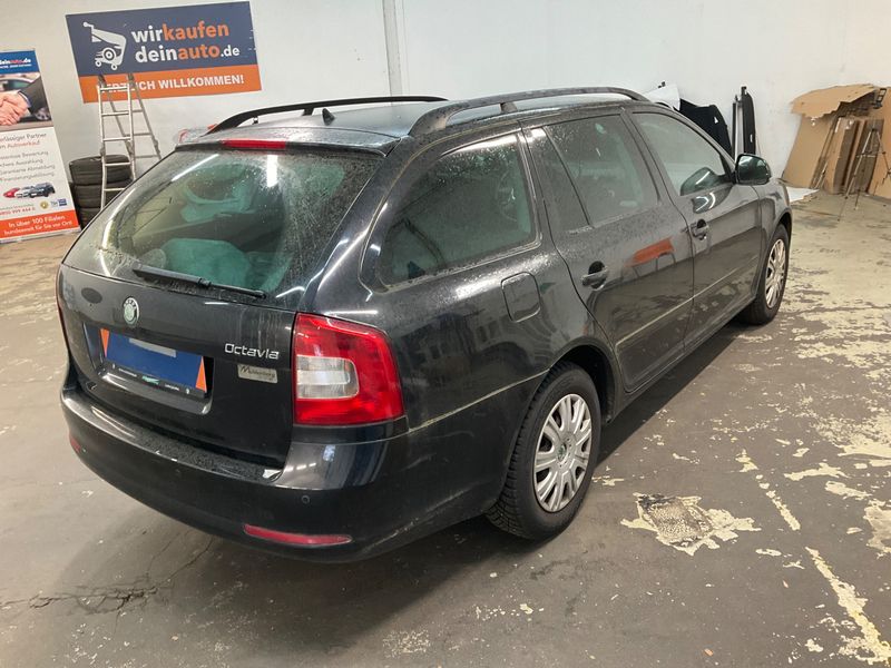 Skoda Octavia 1.4 TSI Ambiente 2010 – снимка 2