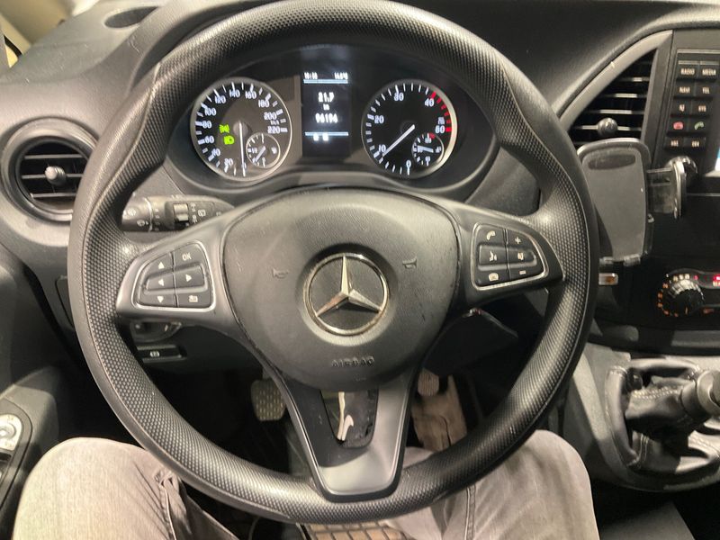 Mercedes-Benz Vito Tourer 111 CDI lang Pro 2019 – снимка 18
