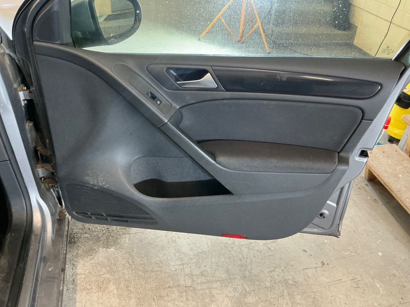 Volkswagen Golf VI 1.4 TSI Comfortline 2009 – снимка 29