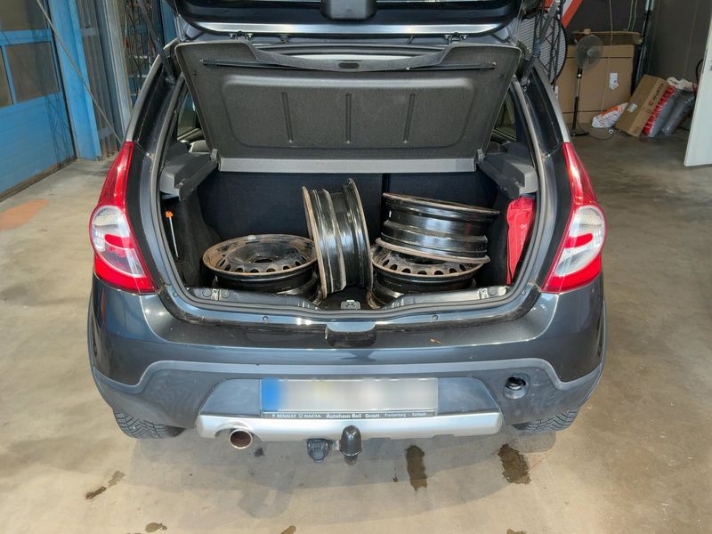 Dacia Sandero 1.6 E85 Stepway II 2012 – снимка 15