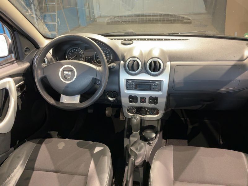 Dacia Sandero 1.6 E85 Stepway II 2012 – снимка 17