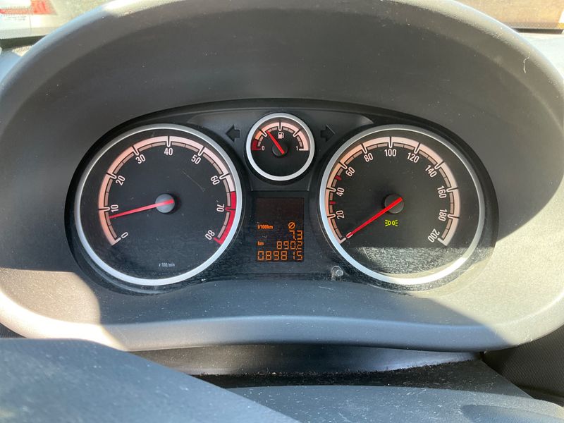 Opel Corsa 1.2 CATCH ME 2007 – снимка 4