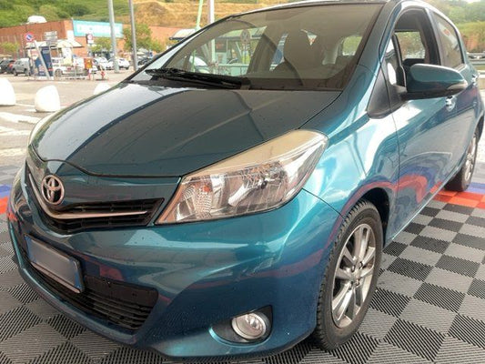 Toyota Yaris 1.0 VVT-i Active 2014 – снимка 2