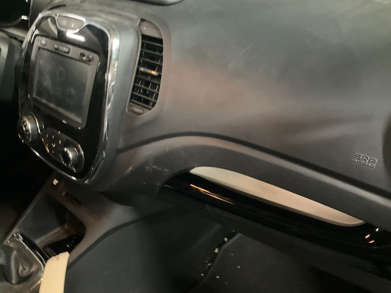 Renault Captur 0.9 Energy Intens 2015 – снимка 33