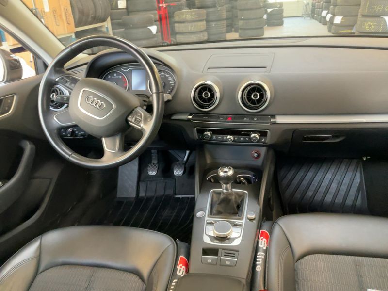 Audi A3 Sportback 1.2 TFSI Ambiente 2013 – снимка 18