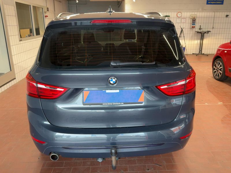 BMW 2er 218d Gran Tourer Sport Line 2017 – снимка 7