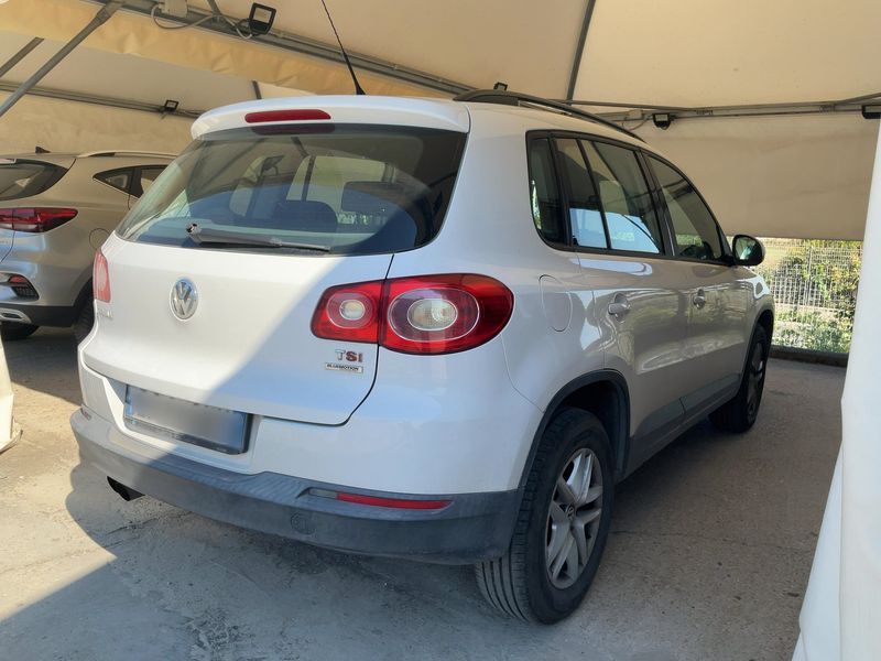 Volkswagen Tiguan 1.4 TSI Trend & Fun BlueMotion Tech 2011 – снимка 8