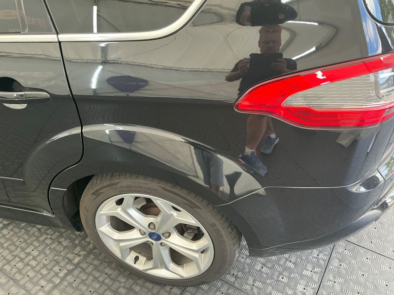 Ford S-Max 2.0 EcoBoost Titanium S 2014 – снимка 28