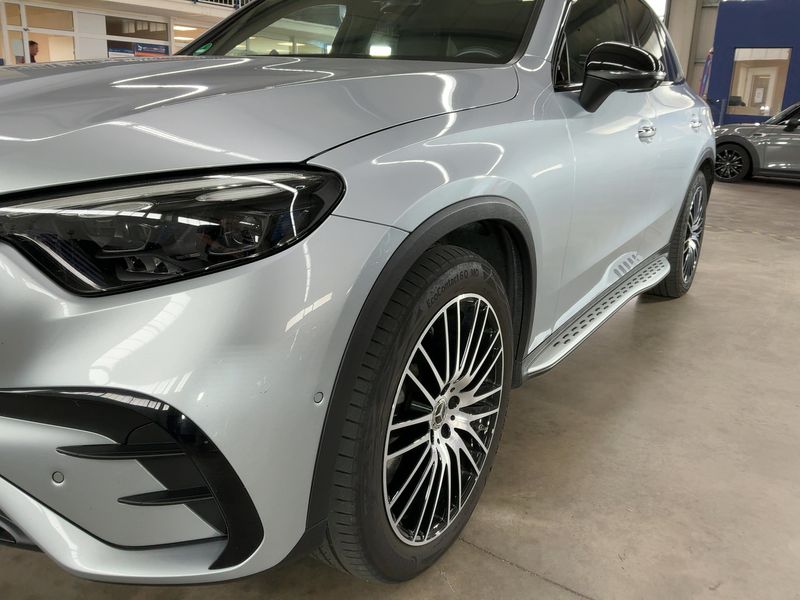 Mercedes-Benz GLC-Klasse GLC 300 d Mild-Hybrid 4Matic AMG Line 2024 – снимка 2
