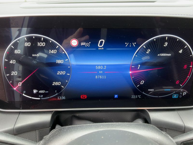 Mercedes-Benz GLC-Klasse GLC 300 d Mild-Hybrid 4Matic AMG Line 2024 – снимка 19