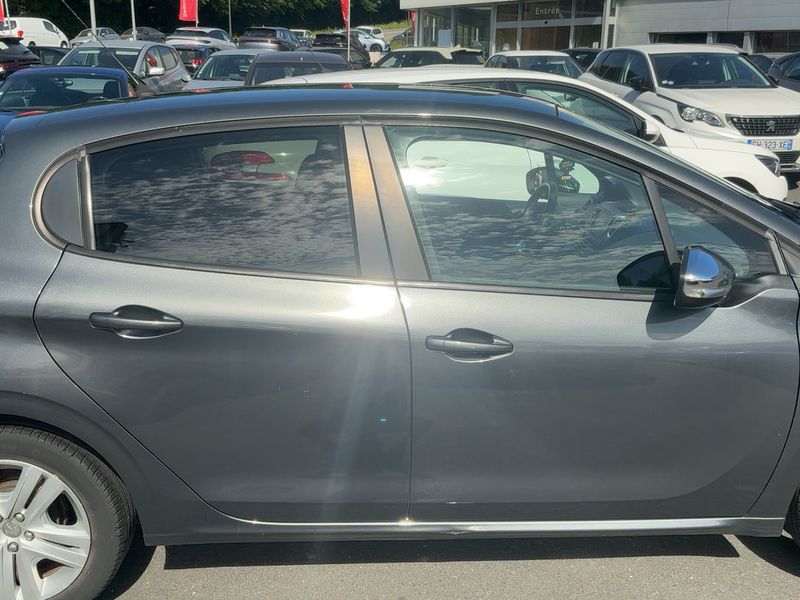 Peugeot 208 1.2 PureTech Style 2016 – снимка 10