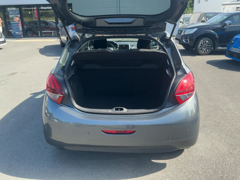 Peugeot 208 1.2 PureTech Style 2016 – снимка 15