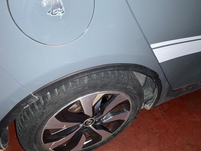 Renault Clio 1.6 Hybrid E-Tech Premiere Edition 2021 – снимка 23