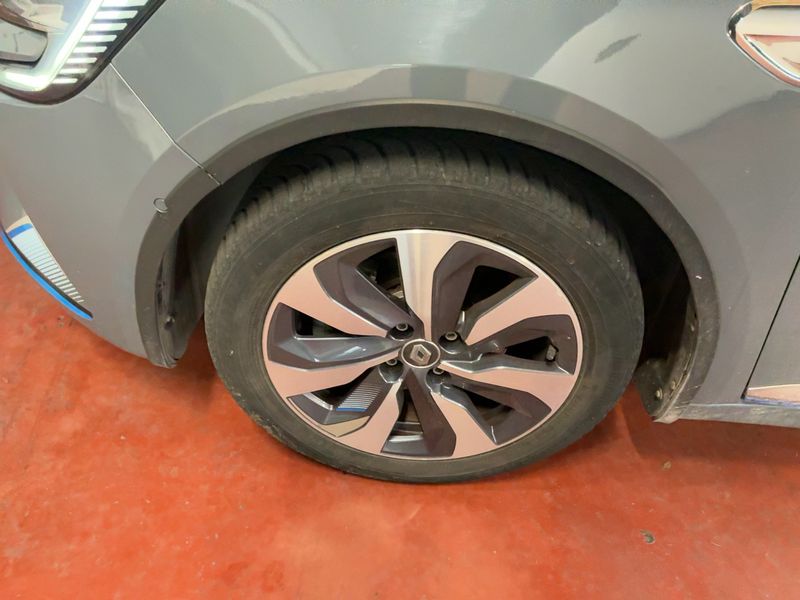 Renault Clio 1.6 Hybrid E-Tech Premiere Edition 2021 – снимка 3